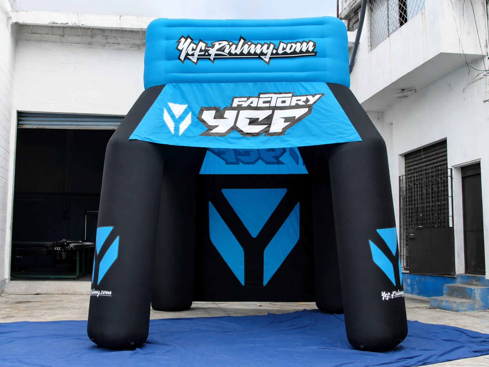 Gallery 07